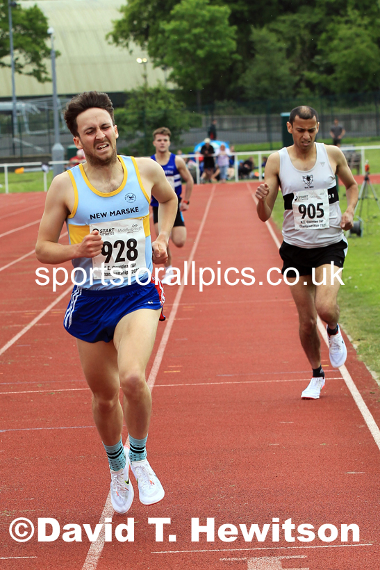 Men and Boys 1500 metres, 2022 North Eastern Track and Field Champs., Middlesbrough. David T. Hewitson/Sports for All Pics